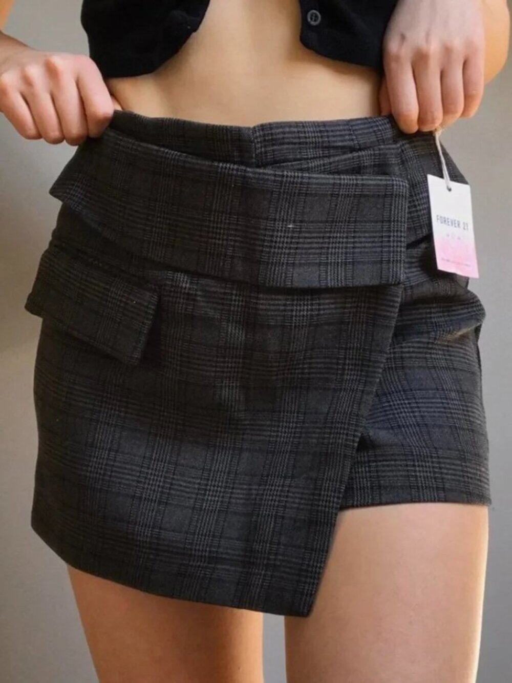 Forever 21 Gray Wrap Plaid Belted Detail Cargo Pocket Mini Preppy Skort SZ M